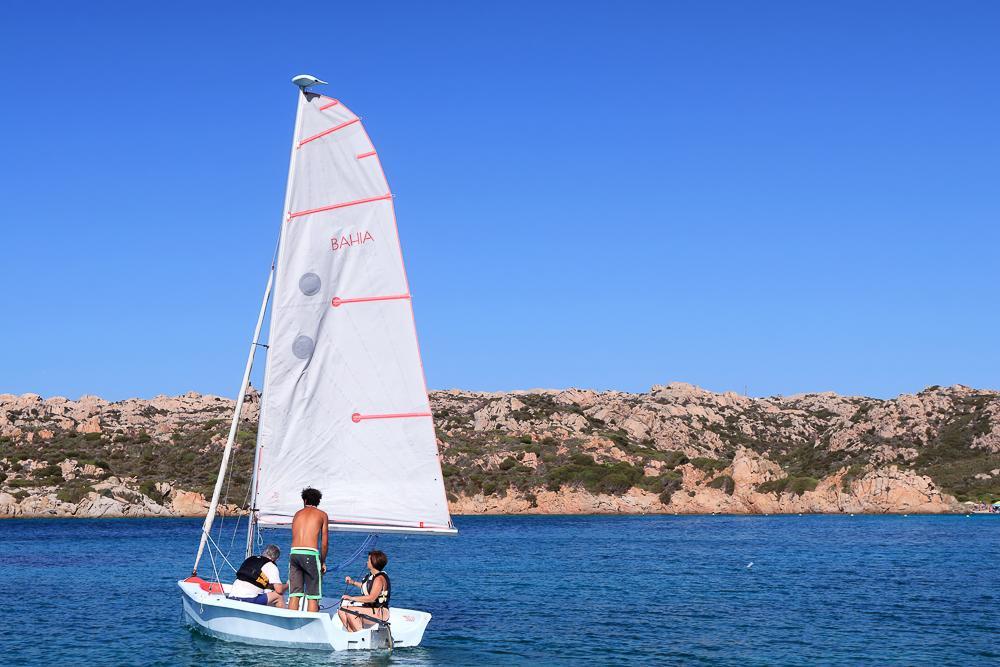 Touring Club Italiano - La Maddalena Hotel Екстериор снимка