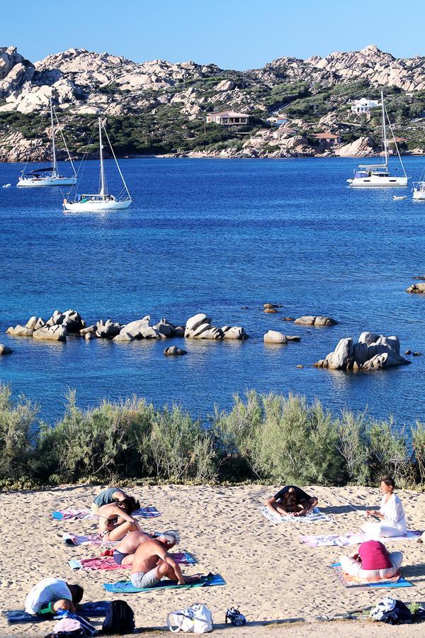 Touring Club Italiano - La Maddalena Hotel Екстериор снимка
