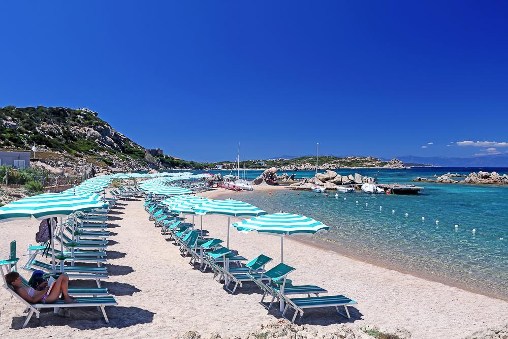 Touring Club Italiano - La Maddalena Hotel Екстериор снимка