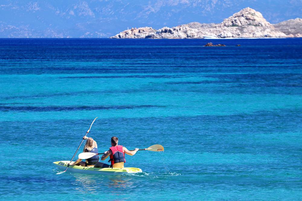 Touring Club Italiano - La Maddalena Hotel Екстериор снимка