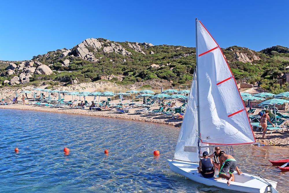 Touring Club Italiano - La Maddalena Hotel Екстериор снимка