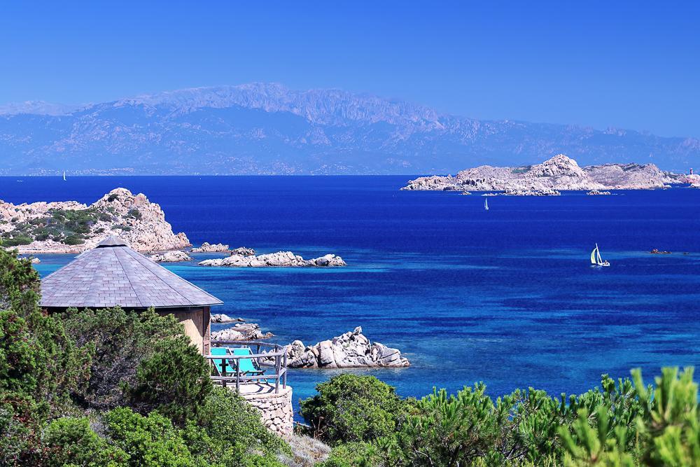Touring Club Italiano - La Maddalena Hotel Екстериор снимка