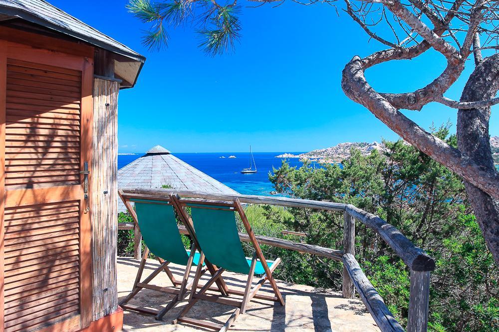 Touring Club Italiano - La Maddalena Hotel Екстериор снимка