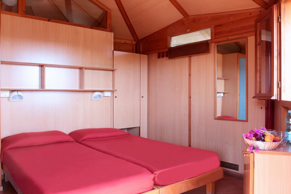 Touring Club Italiano - La Maddalena Hotel Екстериор снимка