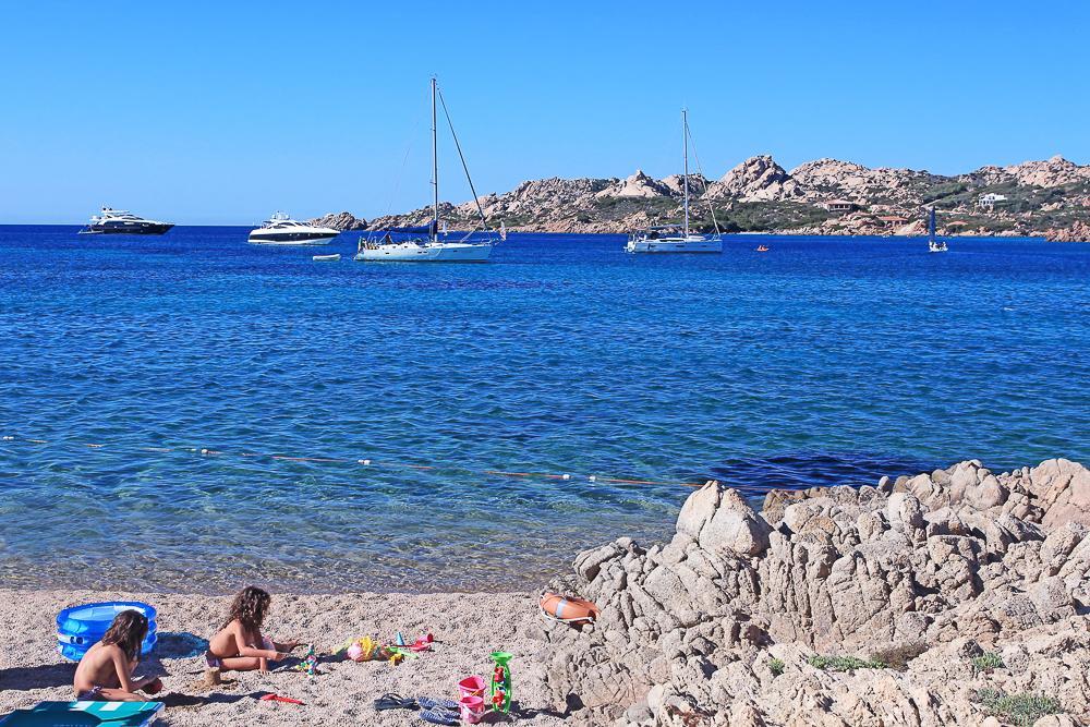 Touring Club Italiano - La Maddalena Hotel Екстериор снимка
